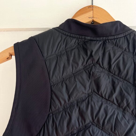 Gymshark Cropped Running Vest - Picture 8 of 9